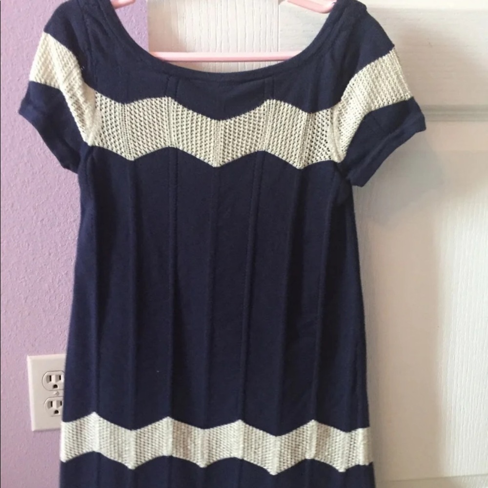 Girls Lilly dress size medium